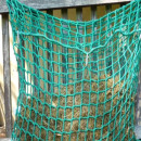 Heavy-duty hay net with 3 cm mesh